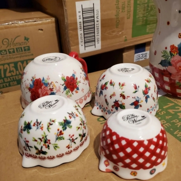 HTF NIB Pioneer Woman Cheerful Rose 9pc measuring set - Picture 5 of 10